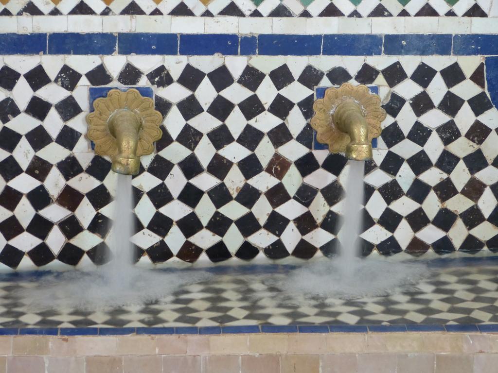 Hotel Dar Essoaoude - Fes Nejjarine Exterior foto